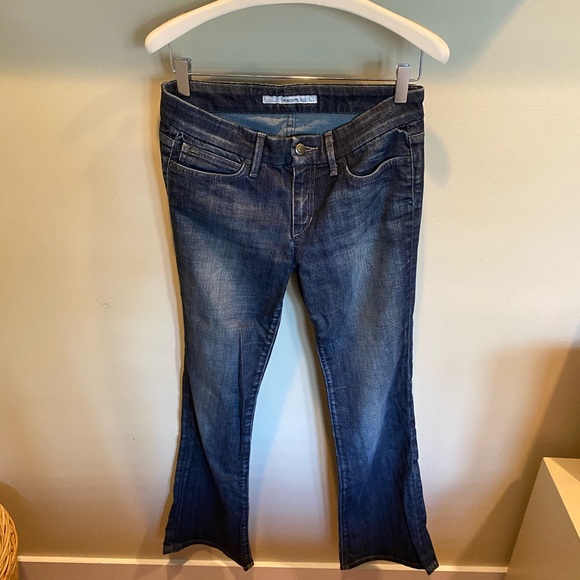 Joe’s Jeans flared leg - Picture 1 of 4